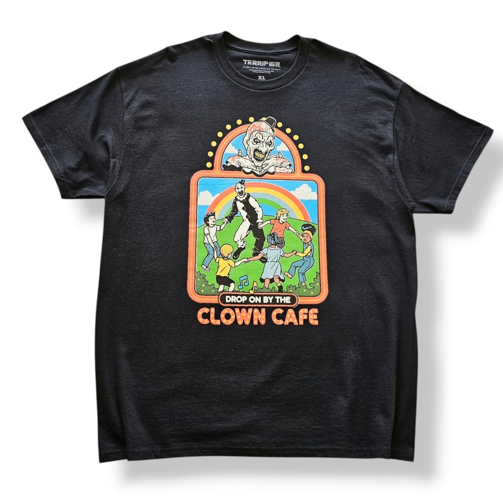 Terrifier Black "Drop On By The Clown Cafe" Graphic Print T-Shirt Size XL
